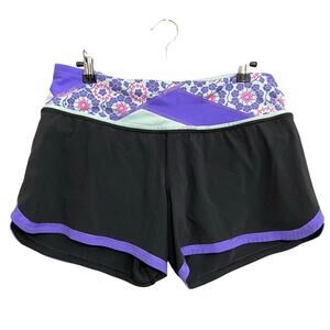 Lululemon Athletica Groovy Run Shorts Black Purple Floral Size 6